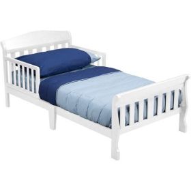 Toddler bed with bed rails